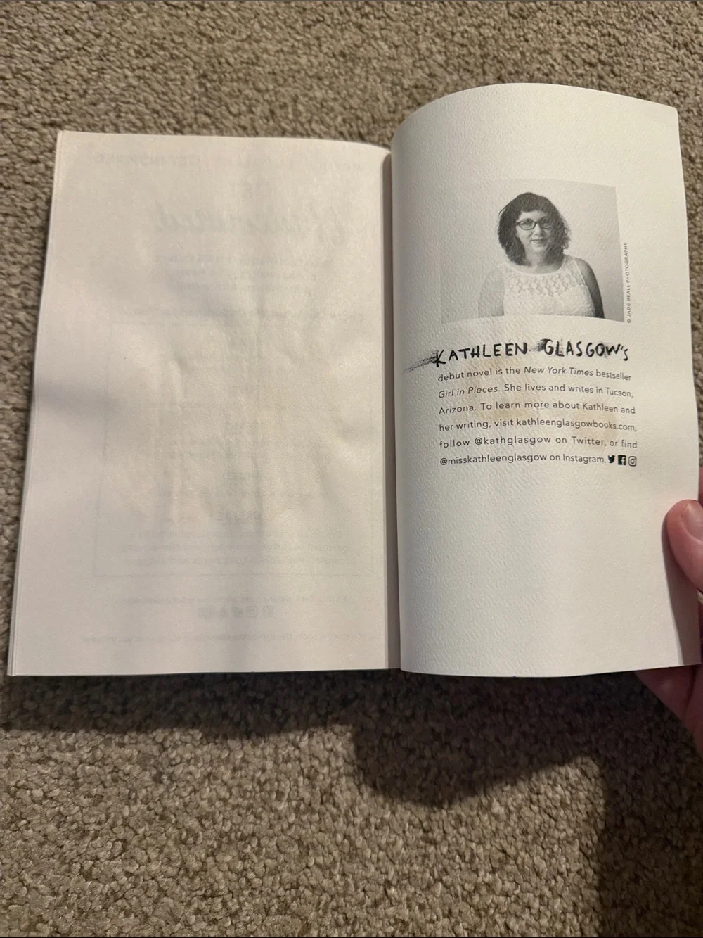 Kathleen Glasgow 'Girl in Pieces' Peach Paperback